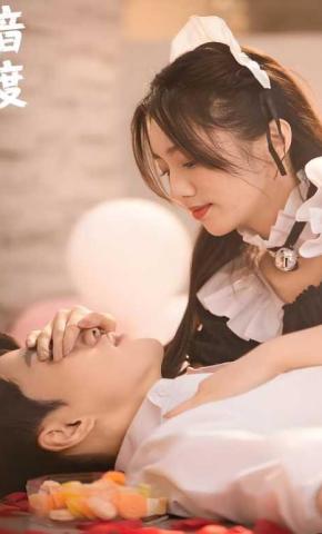 短剧《暗渡》海报