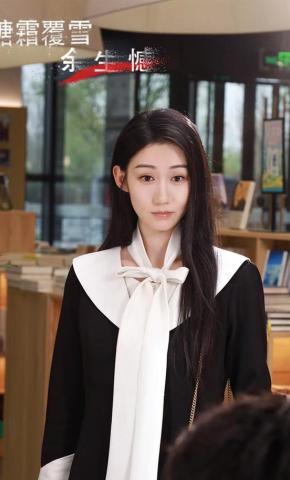 短剧《糖霜覆雪余生憾》海报