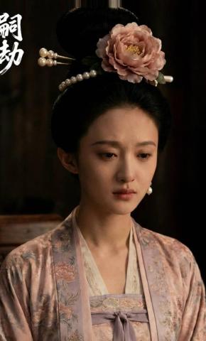 短剧《嗣劫》海报