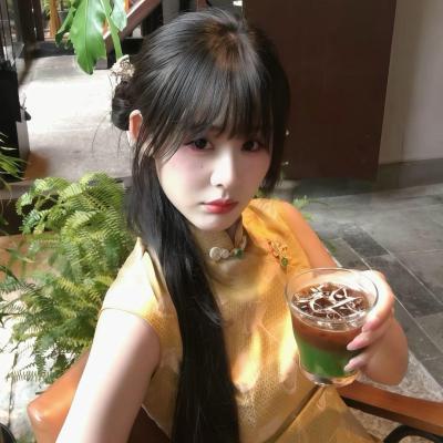 短剧演员周靖瑶