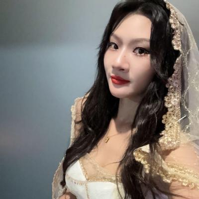 短剧演员张晓