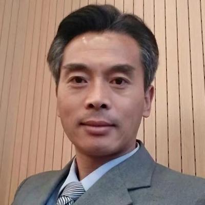 短剧演员张严飞
