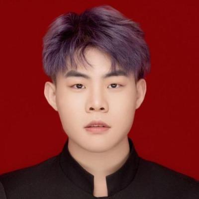 短剧演员何不群
