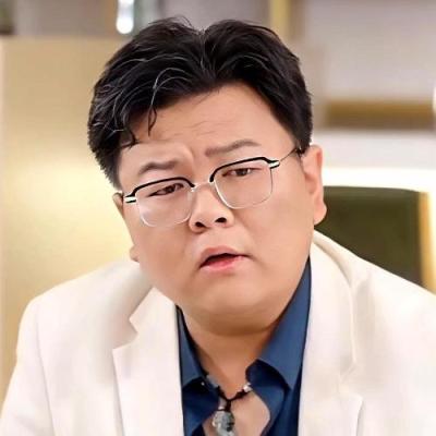 短剧演员李普森