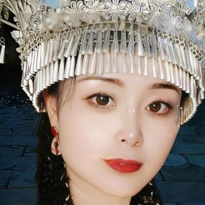 短剧演员汪利莎