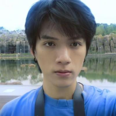 短剧演员阿图罗