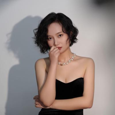 短剧演员史若瑶