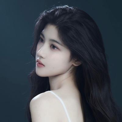 短剧演员马依霏