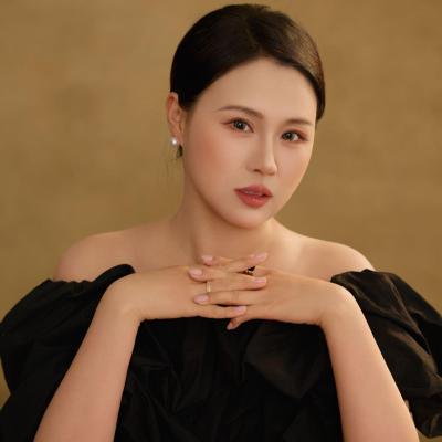 短剧演员李妮娜