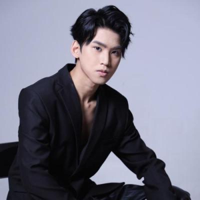 短剧演员