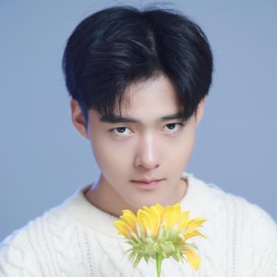 短剧演员庞江河