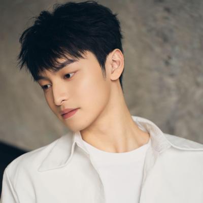 短剧演员夏一寒