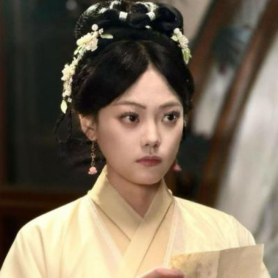 短剧演员王初允