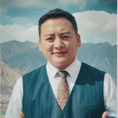 短剧演员