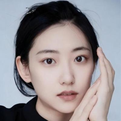 短剧演员李书煜