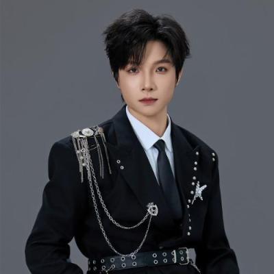 短剧演员陈鸿予