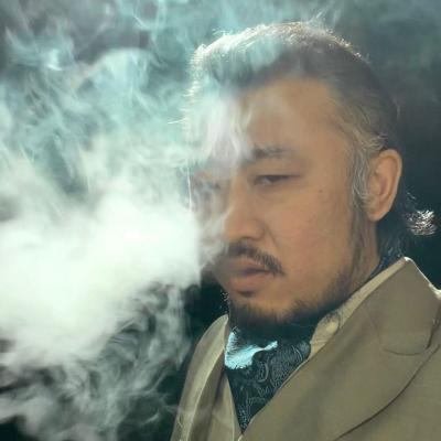 短剧演员江楠