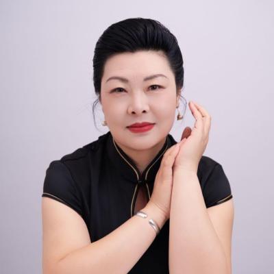 短剧演员张红霞