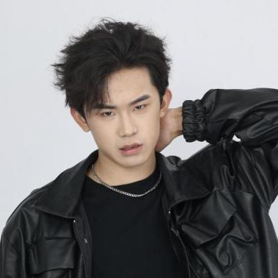 短剧演员刘俊言