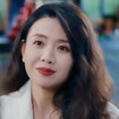 短剧演员王静静