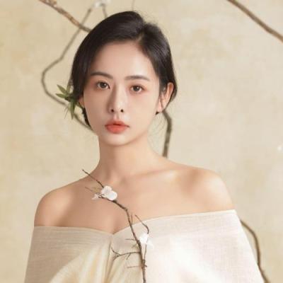 短剧演员崔玉茹