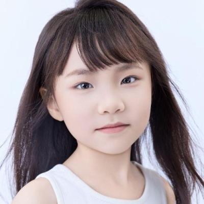 短剧演员曹钰暄