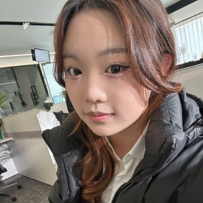 短剧演员苏桐桐