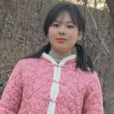 短剧演员王小双