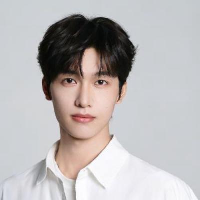 短剧演员沈昊