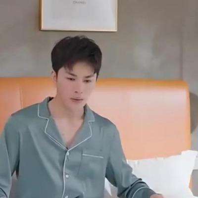 短剧演员赵黄西
