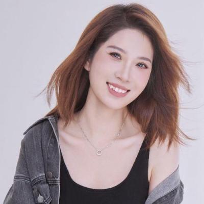 短剧演员何晓彤