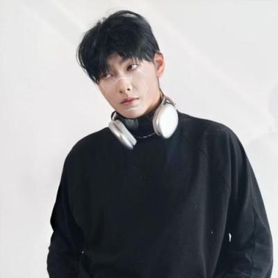 短剧演员俞明成