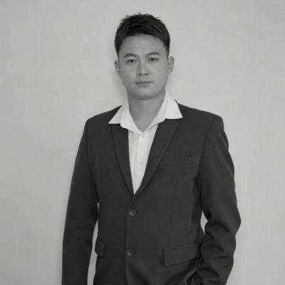 短剧演员辛凯