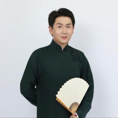 短剧演员梁海川