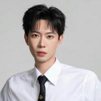 短剧演员黄浩雯