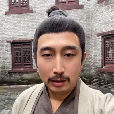 短剧演员郑业凯