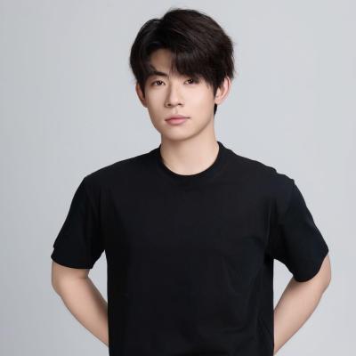 短剧演员