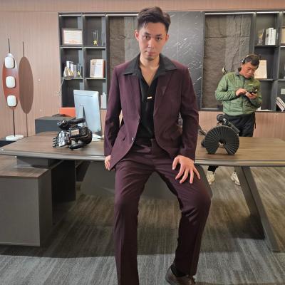 短剧演员李泽洲