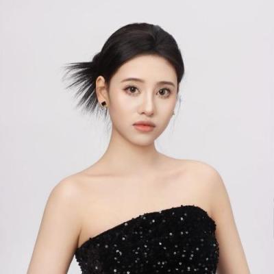 短剧演员白双双