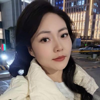 短剧演员薛雪梅