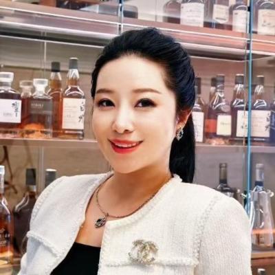 短剧演员熊言萍