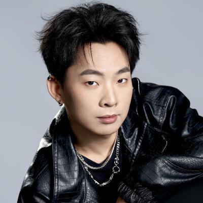 短剧演员邓泽群