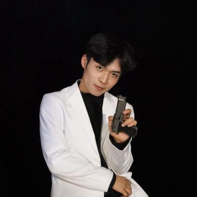 短剧演员