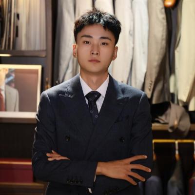 短剧演员张语恂