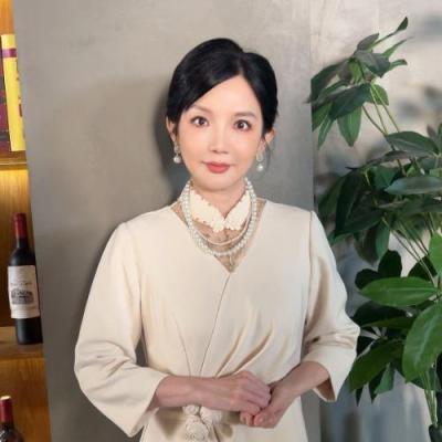 短剧演员李李