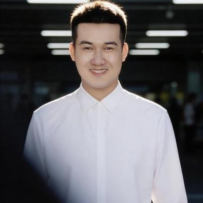 短剧演员张骞