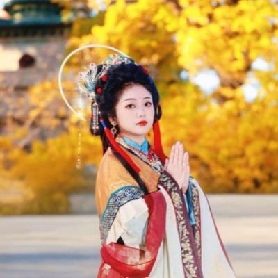 短剧演员赵筠溪