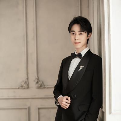 短剧演员李洪铎