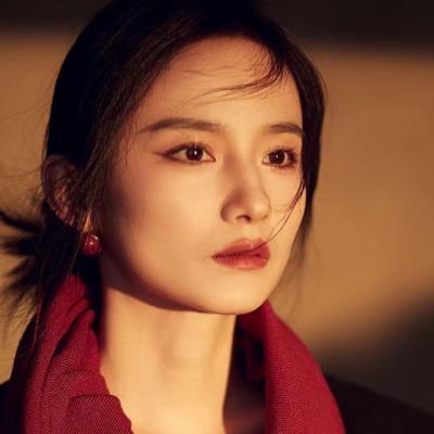 短剧演员李胜楠