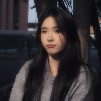 短剧演员邓溪月